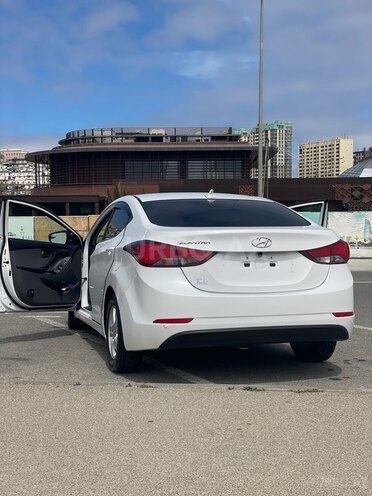Hyundai Elantra 2015, 188,293 km - 1.8 l - Bakı