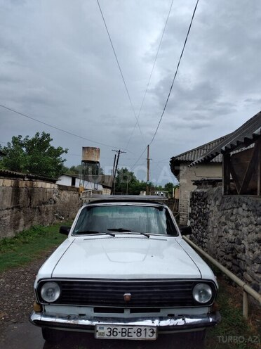 GAZ 24 1990, 250,000 km - 2.4 л - Yevlax