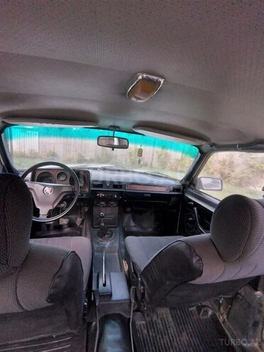 GAZ 24 1990, 250,000 km - 2.4 л - Yevlax