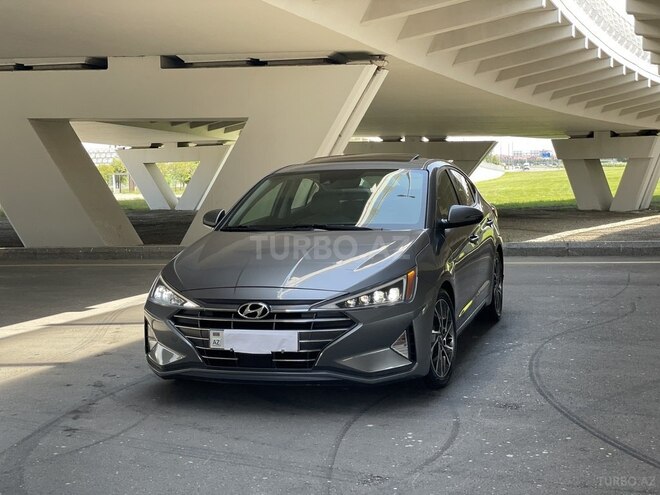 Hyundai Elantra 2019, 173,165 km - 2.0 l - Bakı