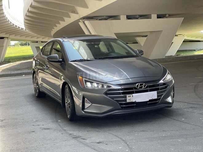 Hyundai Elantra 2019, 173,165 km - 2.0 l - Bakı