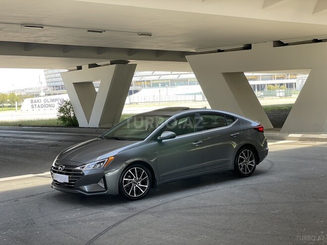 Hyundai Elantra 2019, 173,165 km - 2.0 l - Bakı