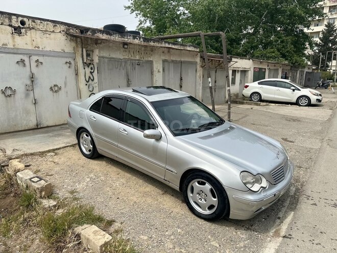 Mercedes C 320 2000, 386,000 km - 3.2 l - Bakı