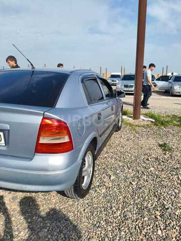 Opel Astra 2000, 810,000 km - 1.6 l - Gəncə
