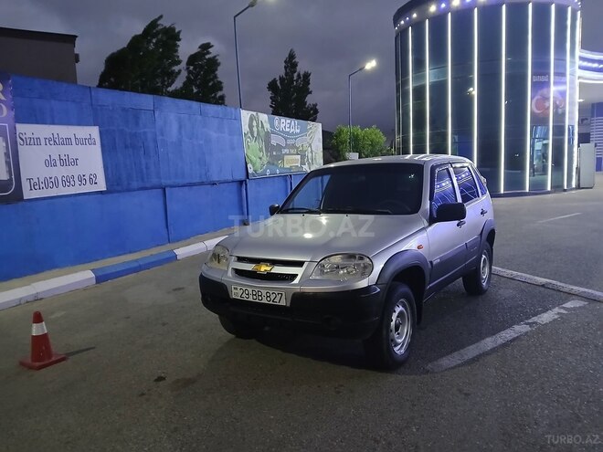 Chevrolet Niva 2013, 300,000 km - 1.7 l - Bakı
