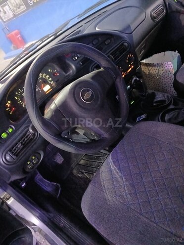 Chevrolet Niva 2013, 300,000 km - 1.7 l - Bakı