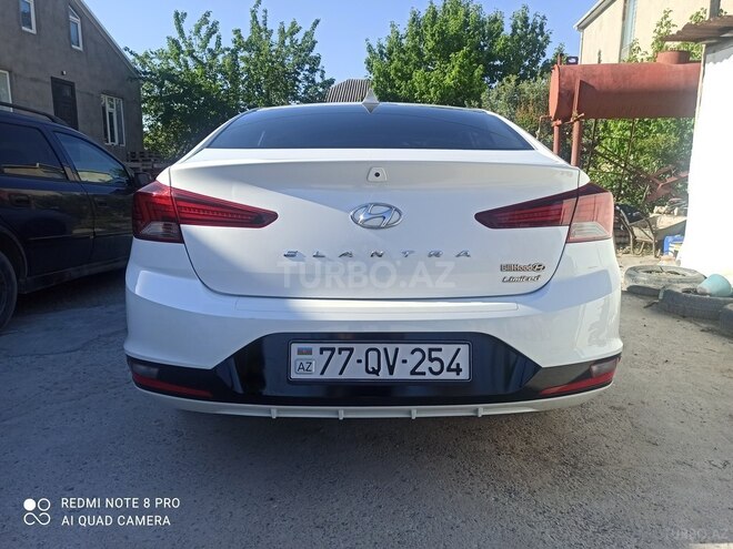 Hyundai Elantra 2019, 50,000 km - 2.0 l - Bakı