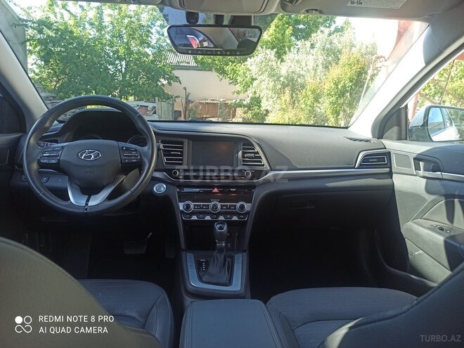 Hyundai Elantra 2019, 50,000 km - 2.0 l - Bakı