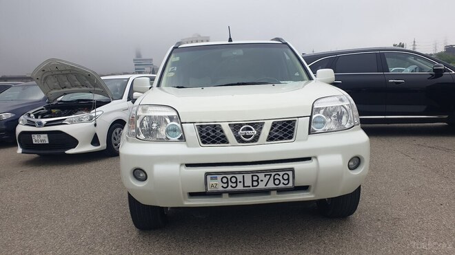 Nissan X-Trail 2008, 242,000 km - 2.5 l - Bakı
