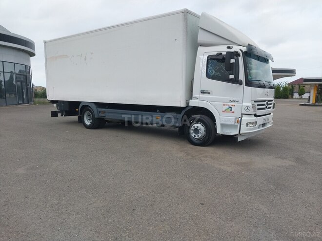Mercedes Atego 1224 2007, 210,000 km - 6.4 л - Astara