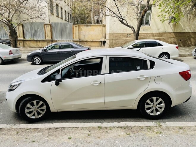 Kia Rio 2013, 256,000 km - 1.4 l - Bakı