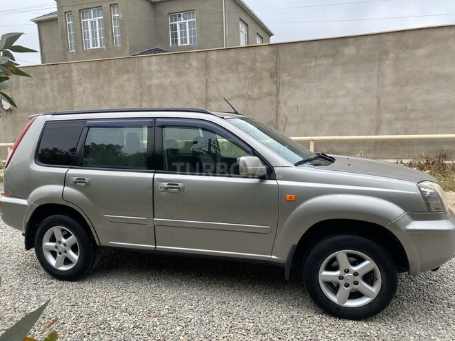 Nissan X-Trail 2001, 270,500 km - 2.0 l - Bakı
