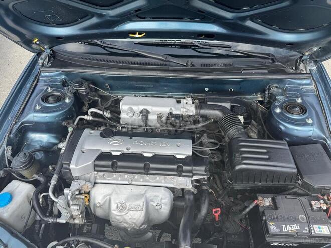 Hyundai Elantra 2001, 350,000 km - 2.0 l - Sumqayıt