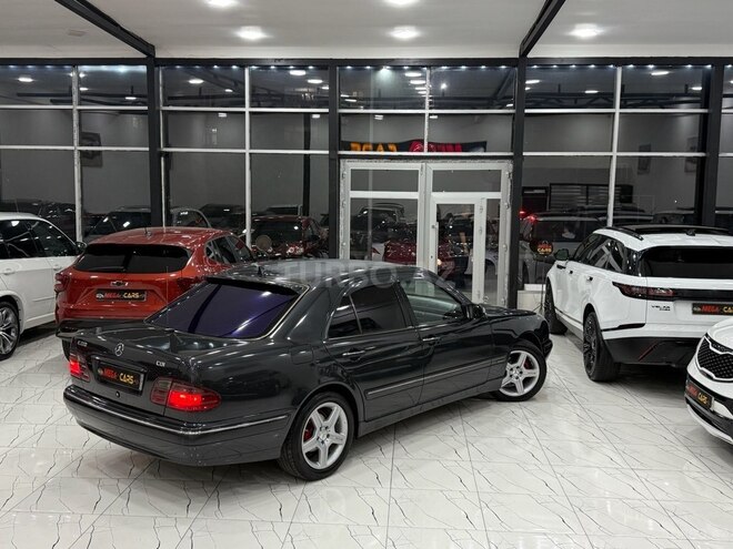 Mercedes E 220 d 2000, 288,000 km - 2.2 l - Sumqayıt