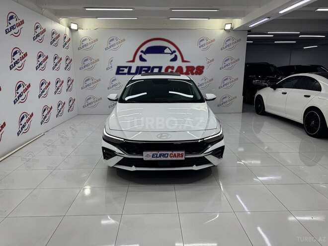 Hyundai Elantra 2025, 8,800 km - 1.6 л - Bakı