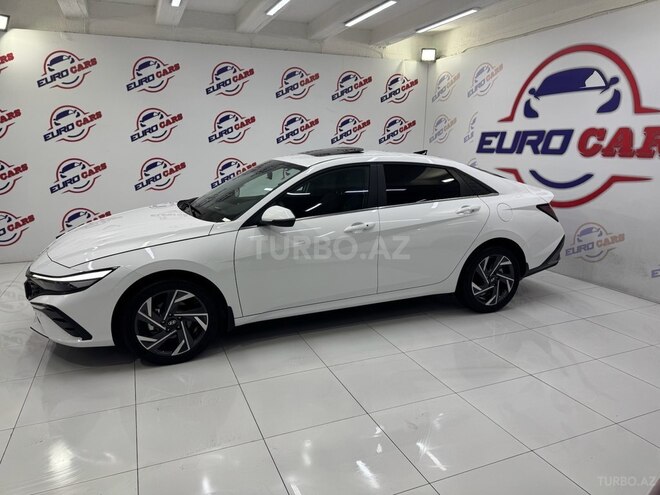 Hyundai Elantra 2025, 8,800 km - 1.6 л - Bakı
