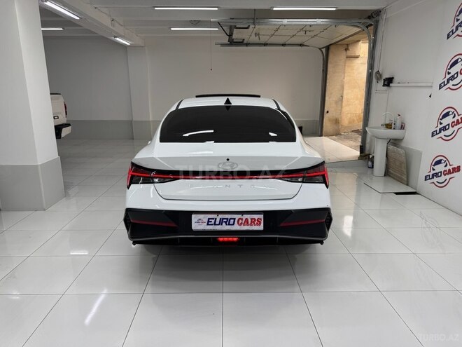 Hyundai Elantra 2025, 8,800 km - 1.6 л - Bakı