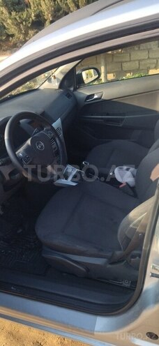 Opel Astra 2009, 285,000 km - 1.3 l - Bakı