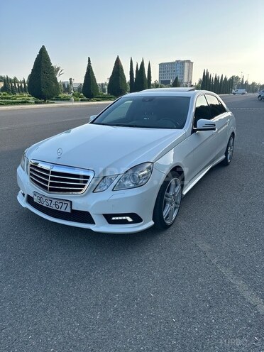 Mercedes E 250 2010, 195,000 km - 2.5 l - Gəncə