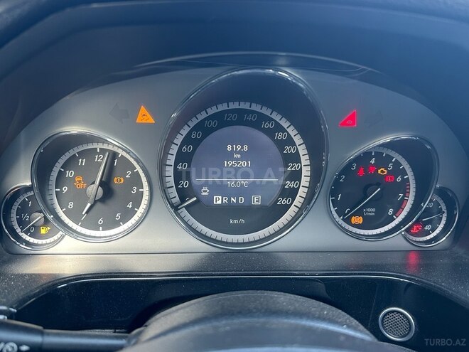 Mercedes E 250 2010, 195,000 km - 2.5 l - Gəncə
