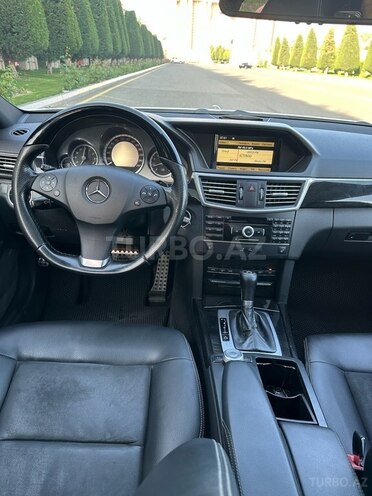 Mercedes E 250 2010, 195,000 km - 2.5 l - Gəncə