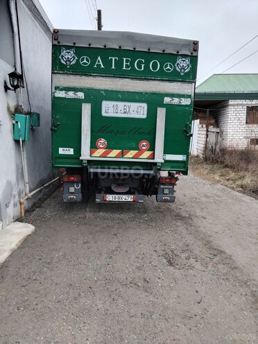 Mercedes Atego 1528 2001, 350,000 km - 6.4 л - Ağstafa