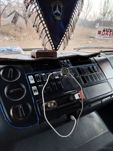 Mercedes Atego 1528 2001, 350,000 km - 6.4 л - Ağstafa
