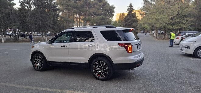Ford Explorer 2014, 245,000 km - 3.5 l - Sumqayıt