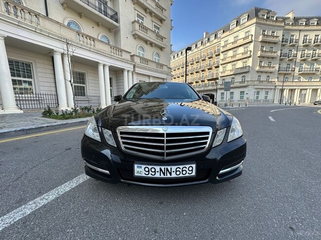 Mercedes E 200 d 2012, 331,500 km - 2.2 l - Bakı