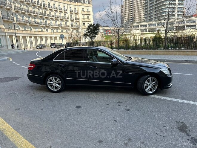 Mercedes E 200 d 2012, 331,500 km - 2.2 l - Bakı