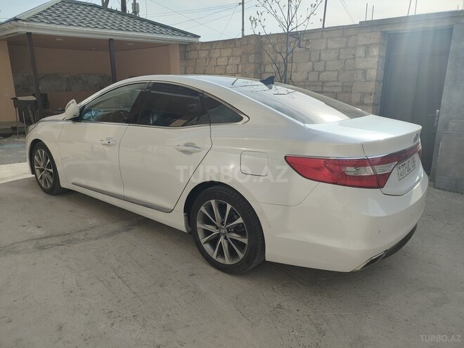 Hyundai Grandeur 2015, 133,000 km - 2.2 l - Bakı