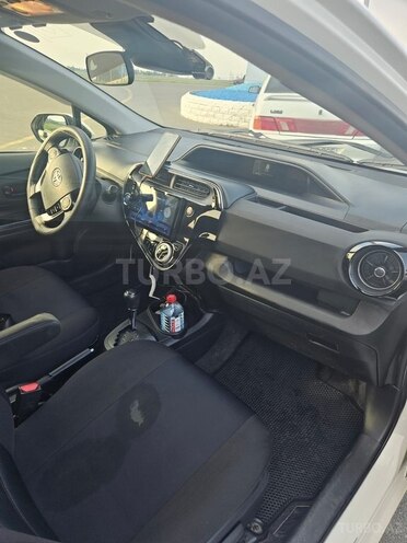 Toyota Aqua 2019, 98,000 km - 1.5 l - Gəncə