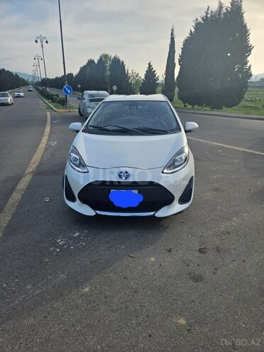 Toyota Aqua 2019, 98,000 km - 1.5 l - Gəncə