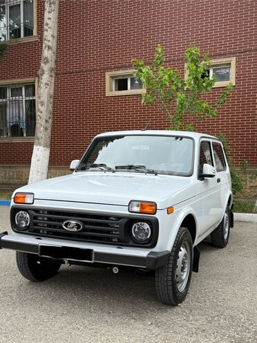 LADA (VAZ) Niva 2024, 8,200 km - 1.7 l - Bakı