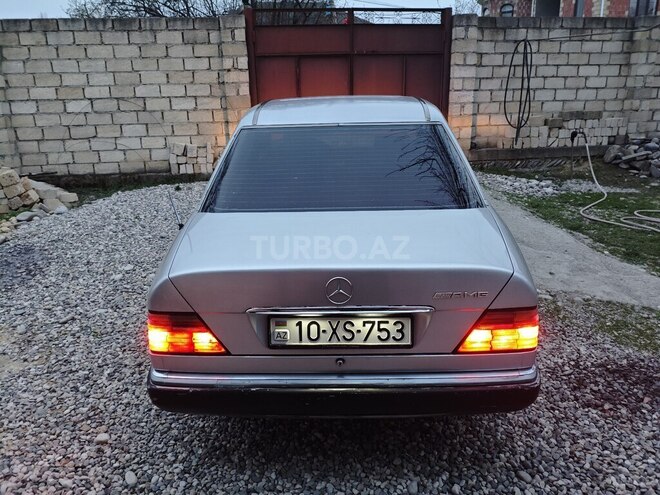 Mercedes E 200 d 1993, 222,222 km - 2.0 l - Quba