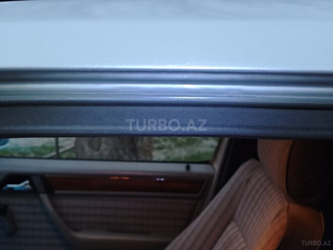 Mercedes E 200 d 1993, 222,222 km - 2.0 l - Quba