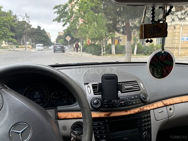 Mercedes E 220 d 2005, 426,000 km - 2.2 l - Bakı