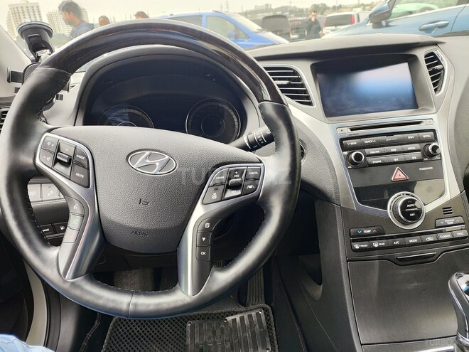 Hyundai Grandeur 2015, 133,000 km - 2.2 l - Bakı
