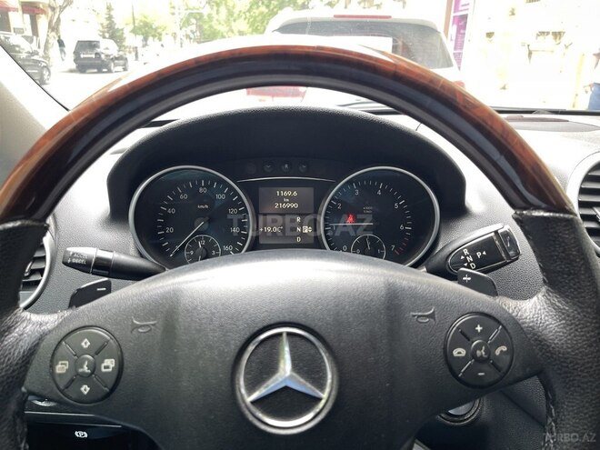 Mercedes ML 350 4MATIC 2011, 216,990 km - 3.5 l - Bakı