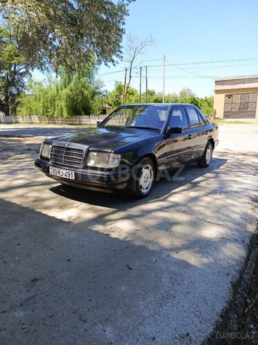 Mercedes E 200 1992, 388,000 km - 2.0 l - Xaçmaz