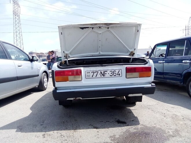 LADA (VAZ) 2107 2006, 95,000 km - 1.6 l - Bakı