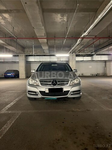 Mercedes C 180 2011, 283,000 km - 1.8 л - Bakı