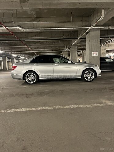 Mercedes C 180 2011, 283,000 km - 1.8 л - Bakı