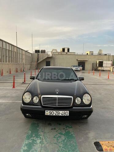 Mercedes E 240 1998, 238,000 km - 2.4 l - Bakı
