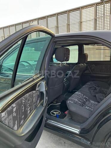 Mercedes E 240 1998, 238,000 km - 2.4 l - Bakı