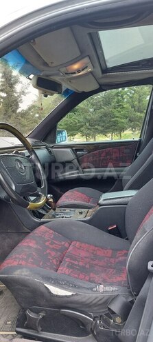 Mercedes E 230 1995, 511,000 km - 2.3 l - Bakı