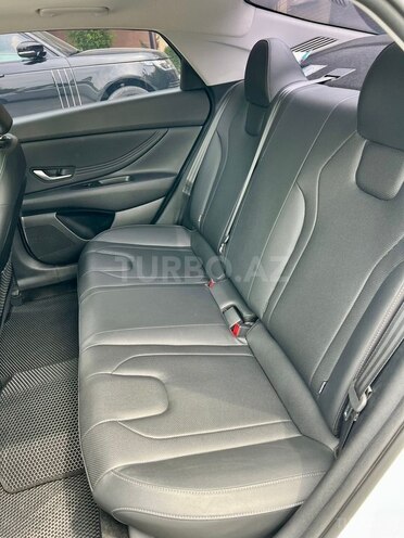 Hyundai Elantra 2024, 24,000 km - 1.5 l - Bakı