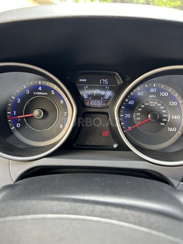 Hyundai Elantra 2015, 187,798 km - 1.8 л - Bakı