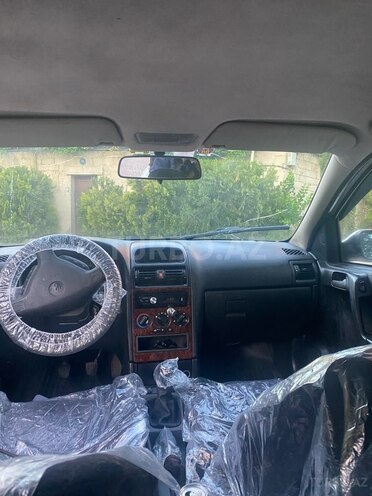 Opel Astra 1998, 210,000 km - 2.0 l - Bakı