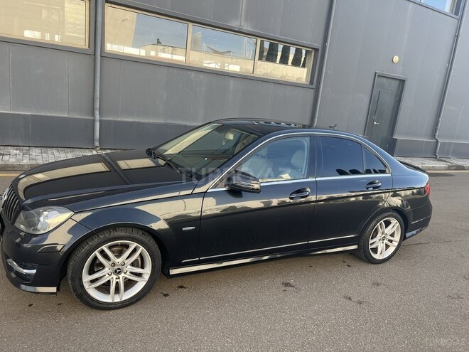 Mercedes C 250 2011, 238,000 km - 1.8 l - Gəncə